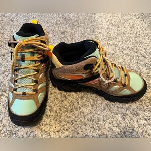 Limited Edition! Merrell Women’s Moab 3 Hiking Boot, size 8.5, waterproof